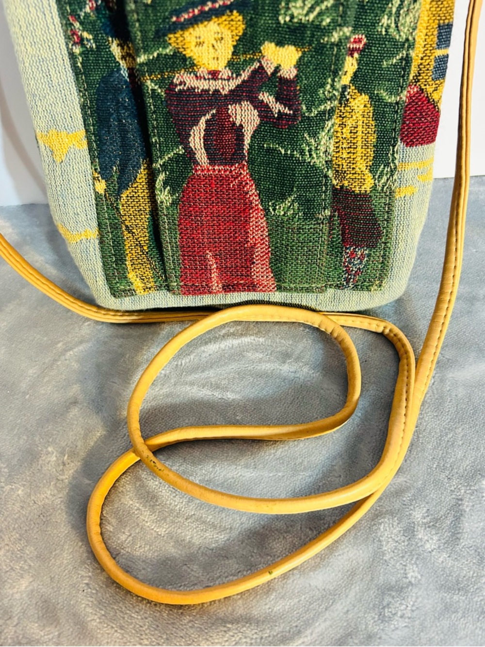 Vintage Tapestry Golf Scene Crossbody Bag Boho Mini Purse Novelty ⛳️ - Picture 5 of 13